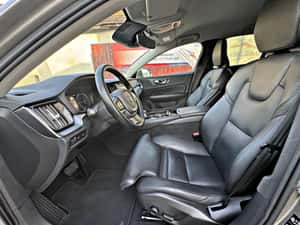 VOLVO V60 T8 AWD Plug In Hybrid Recharge Inscription — miniatura 5