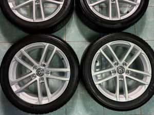 Roti/ jante aliaj R17 originale Vw Golf Passat Caddy 225/45/17 Dunlop — miniatura 5