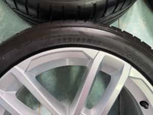 Roti/ jante aliaj R17 originale Vw Golf Passat Caddy 225/45/17 Dunlop — miniatura 6