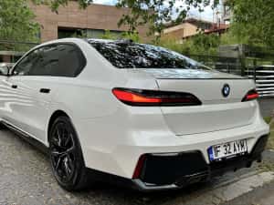 Bmw 740Ld / An : 2023/05 / 38.000 Km — miniatura 3