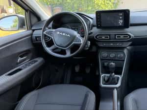 Dacia Logan/Facelift/2024-11/1.0 tce/30.000 km/ — miniatura 5