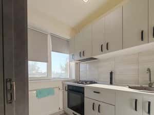 Titan - Metrou Costin Georgian - renovata complet la cheie — miniatura 3