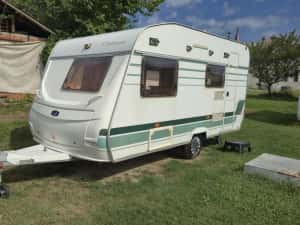 Rulota Chateau Lunar 430, An 2005, 2 zone, Pat matrimonial, Panouri solare, boiler gaz, full of camping — miniatura 4