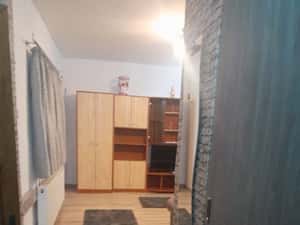 Garsoniera la curte de inchiriat — miniatura 5