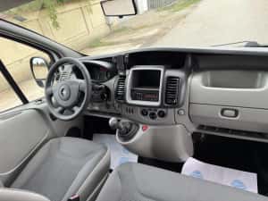 Opel Vivaro L1H1. 2011 — miniatura 3