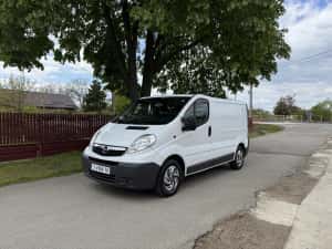 Opel Vivaro L1H1. 2011 — miniatura 9