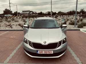 Skoda Octavia 2020 - 150 CP - Automată - Second Hand — miniatura 4