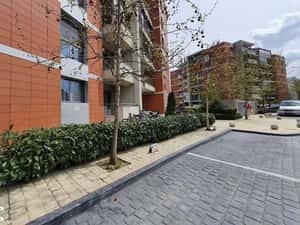 Apartament 3 camere, balcon și garaj în Vatra Nouă
