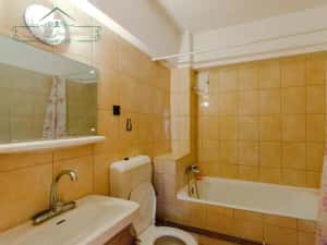 Apartament 4 camere cu centrala proprie, zona Aurel Vlaicu, Arad — miniatura 7