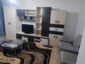 Inchiriez apartament 2 camere parter cartier CFR — miniatura 3