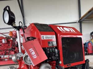 Pompa Apa profesionala Iveco Magirus 4400 /l min- 8 bar - irigatii — miniatura 1