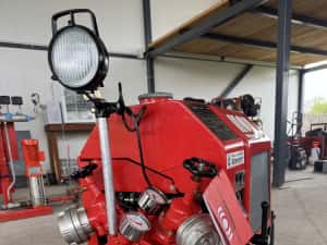 Pompa Apa profesionala Iveco Magirus 4400 /l min- 8 bar - irigatii — miniatura 3