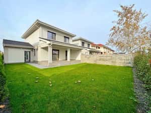 Casa cu Garaj - 150 mp + Terasa 20 mp - 339 000 euro — miniatura 1