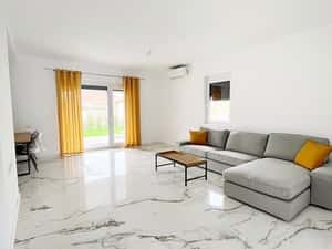 Casa cu Garaj - 150 mp + Terasa 20 mp - 339 000 euro — miniatura 4