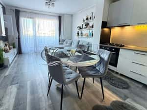 Apartament la cheie, cu parcare in Luminia