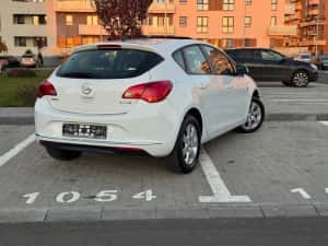 Opel Astra J Euro 6 2015 1.6 Diesel Import Germania — miniatura 3
