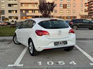 Opel Astra J Euro 6 2015 1.6 Diesel Import Germania — miniatura 4