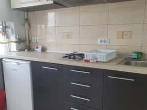 GARSONIERA DE INCHIRIAT BRASOV ZONA JUDETEAN — miniatura 3