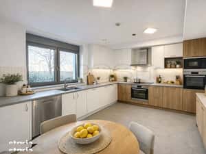 Apartament langa lac, parcare, terasa, boxa incluse — miniatura 2