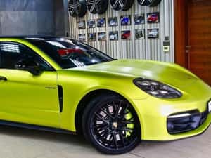 Porsche Panamera 4S E-Hybrid 560 CP - Plug-In Hybrid — miniatura 2
