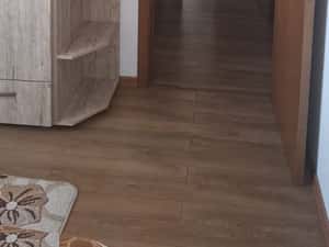 Apartament cu 2 camere situat in Tractorul,mobilat, utilat,loc parcare — miniatura 3