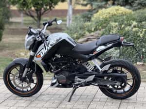 KTM DUKE 125 A1-16Ani 23.000km Certificati | IMPECABIL | (nu rc cb r mt z yzf) — miniatura 5