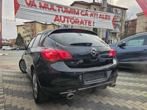 Opel Astra J 1.7 cdti Euro 5 2011 - 4.500 EUR — miniatura 7