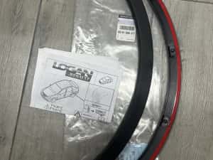 Ornamente protecție aripi(seceri late) spate Logan 2004-2013 originale — miniatura 2