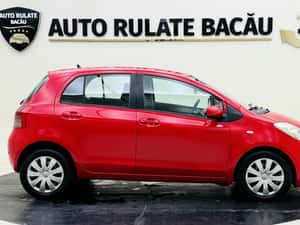 Toyota Yaris 1.3 Benzina 87CP Automata 2007 Euro 4 — miniatura 3