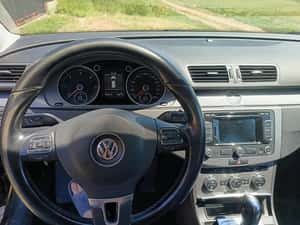 Volkswagen Passat Variant Automată 130 HP Diesel