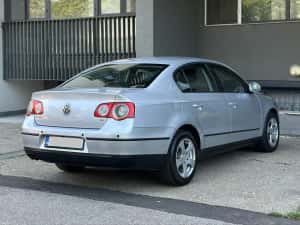 volkswagen passat 1.9 TDI -105 CP -130.000 KM — miniatura 5