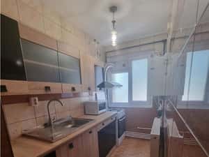 Apartament 2 camere central renovat — miniatura 5