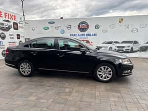 Volkswagen Passat 2.0 TDI 140 CP — miniatura 4