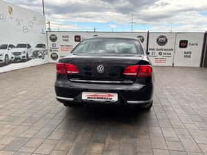 Volkswagen Passat 2.0 TDI 140 CP — miniatura 6