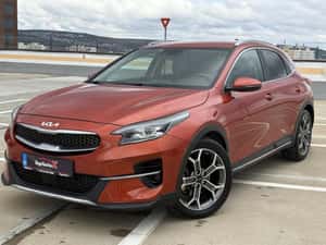 Kia XCeed 1.6 Diesel 2022, SUV, 83.922 km