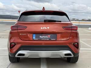 Kia XCeed 1.6 Diesel 2022, SUV, 83.922 km — miniatura 2