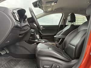 Kia XCeed 1.6 Diesel 2022, SUV, 83.922 km — miniatura 4