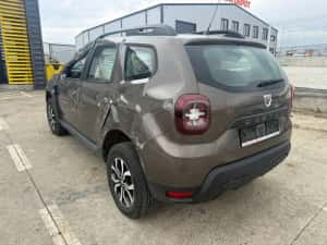 Dezmembrez Dacia Duster 2 2018 maro 1.6 sce H4M 35000 km volan stanga — miniatura 4