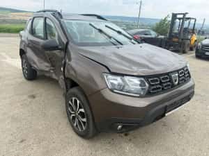 Dezmembrez Dacia Duster 2 2018 maro 1.6 sce H4M 35000 km volan stanga — miniatura 7