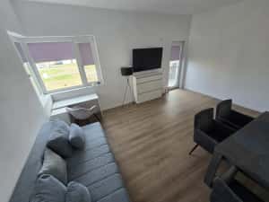 Decomandat. ETAJ 1. Langa Profi. 2 Locuri de parcare — miniatura 2