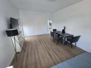 Decomandat. ETAJ 1. Langa Profi. 2 Locuri de parcare — miniatura 3