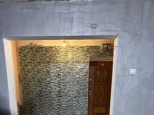 Apartament cu 2 camere decomandat In Podu Ros la bulevard — miniatura 4