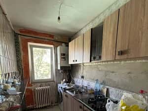 Apartament cu 2 camere decomandat In Podu Ros la bulevard — miniatura 6