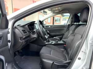 Renault Megane Manuală 115 HP Diesel - 2020 — miniatura 7