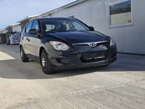 Vând Hyundai i30 an 2010 euro 4 1.6 diesel import Germania — miniatura 1