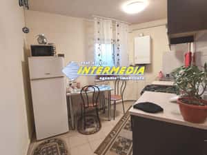 Garsoniera de vanzare in Cetate etaj 1 decomandata — miniatura 5