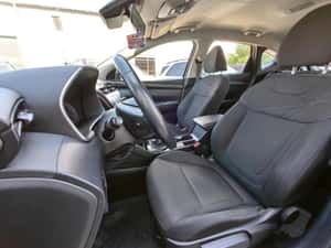 Hyundai TUCSON Manuală 150 HP Benzină — miniatura 7
