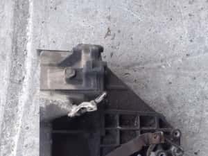 Cutie Viteze Peugeot 107 din 2007 — miniatura 1