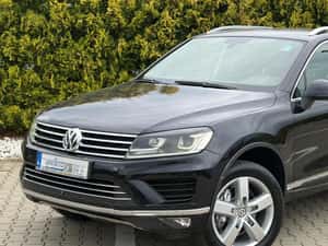 Volkswagen Touareg Automată 262 HP Diesel