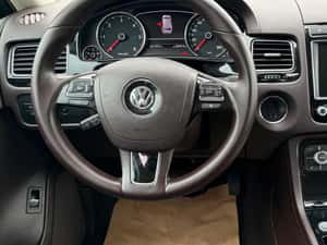 Volkswagen Touareg Automată 262 HP Diesel — miniatura 5